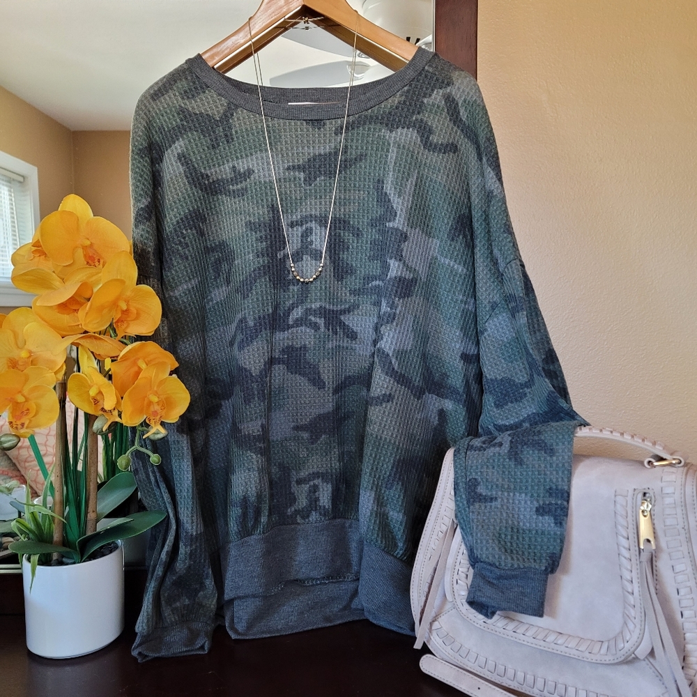 Camo Oversized Longsleeve